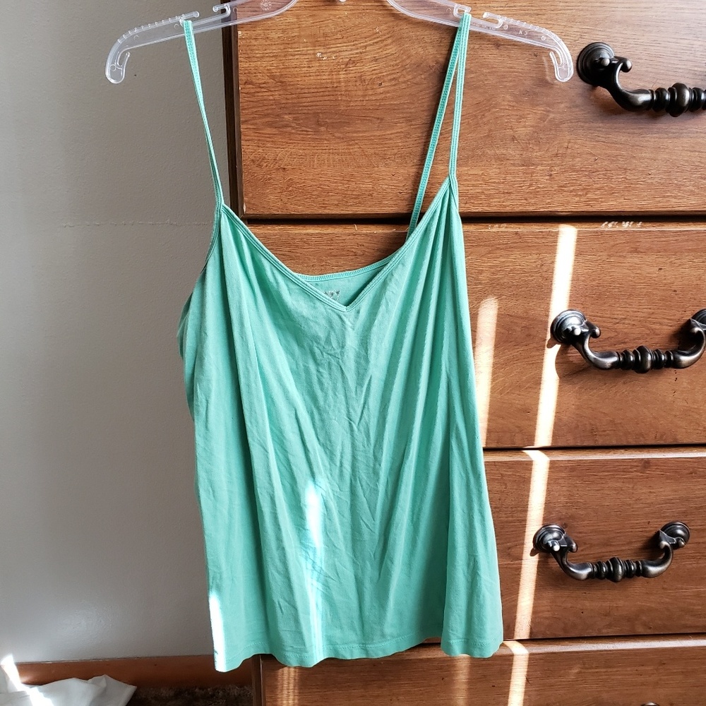 🎀FREE W/PURCHASE🎀Old Navy Tang Top